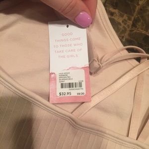 Cacique Intimates & Sleepwear - Cacique Bralette Cacique Intimates & Sleepwear - Cacique Bralette